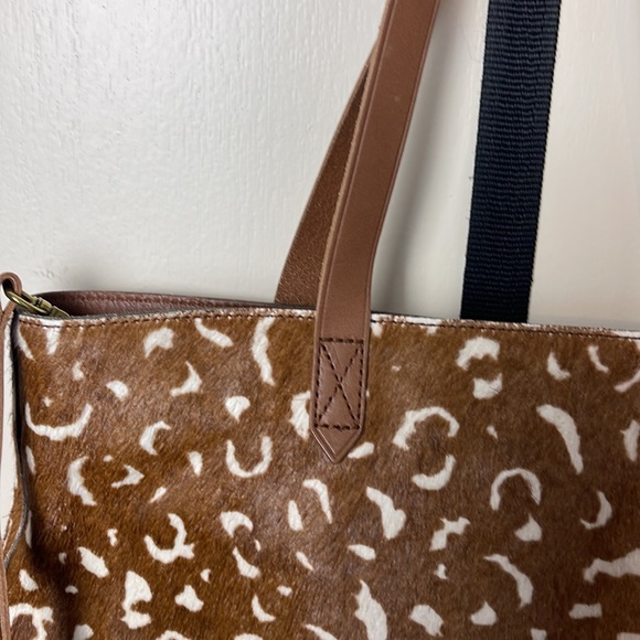 Madewell The Medium Transport Tote: Printed Calf Hair Edition Pecan - Picture 3 of 15